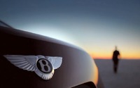 Andy Green Drives the 2013 Bentley Mulsanne