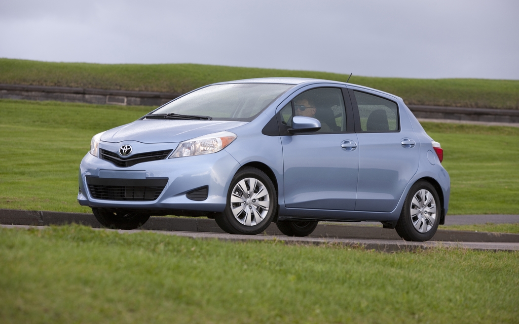 Toyota Yaris 2012 С…СЌС‚С‡Р±РµРє