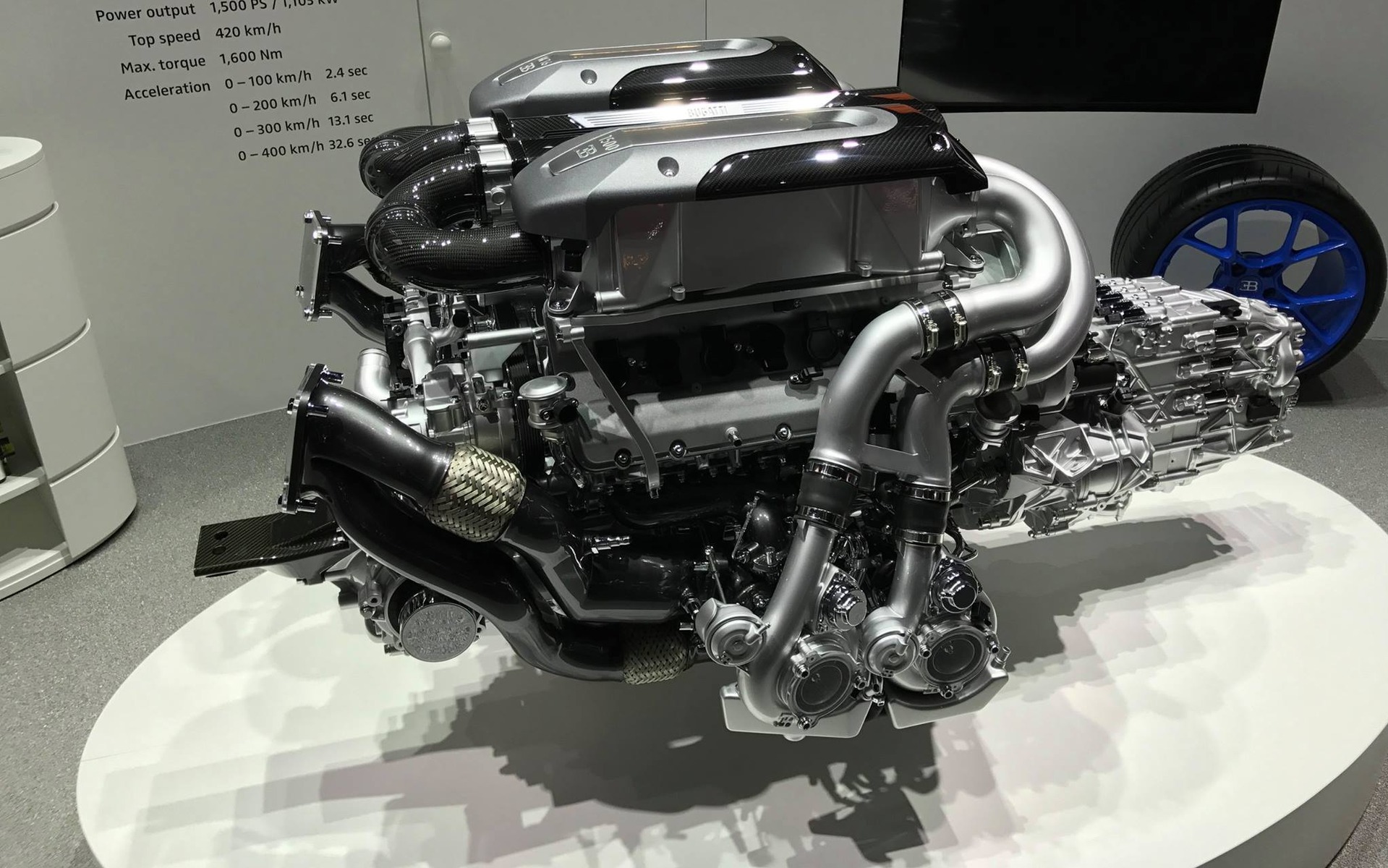 Bugatti chiron engine