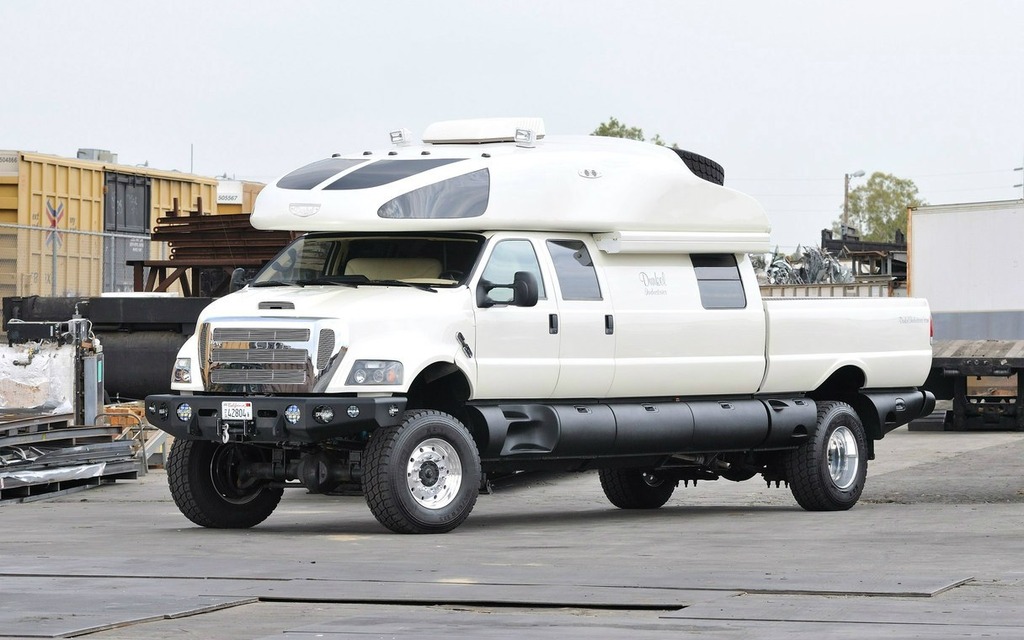 Ford F 750 World Cruiser A Millionaire S Monster Rv The Car Guide