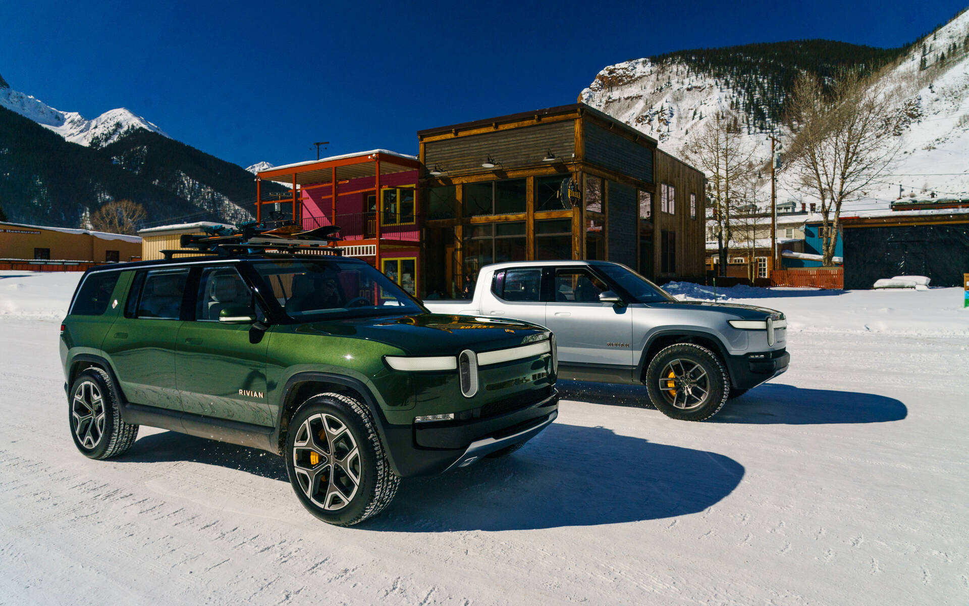 Rivian implantera des bornes de recharge au Québec - Guide Auto