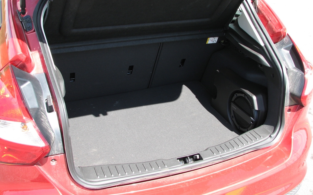 Subs for 2012 ford focus #3