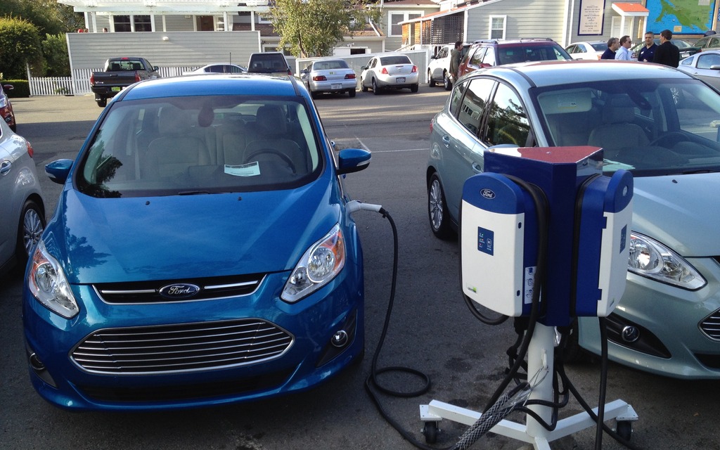 Ford 240-volt leviton charging station #5