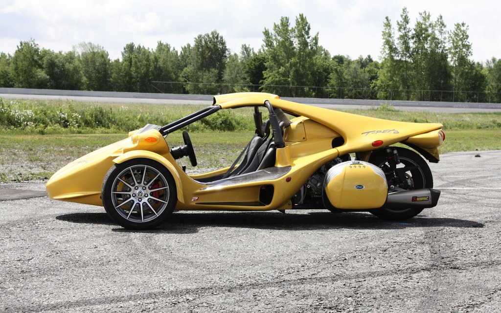 Campagna T-Rex 16S and V13R: Two Speedsters, Two Personalities ...