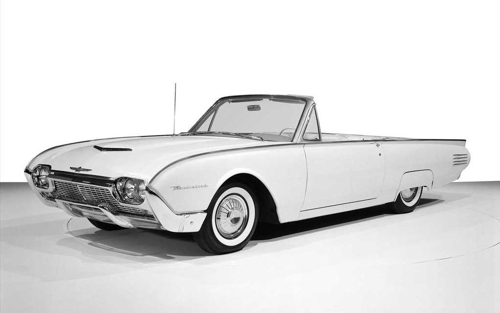 170487_60_ans_pour_la_Ford_Thunderbird.jpg