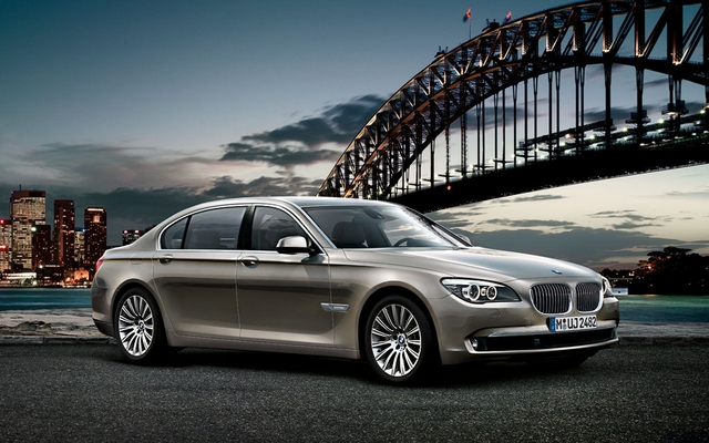 Bmw 7 series 2011