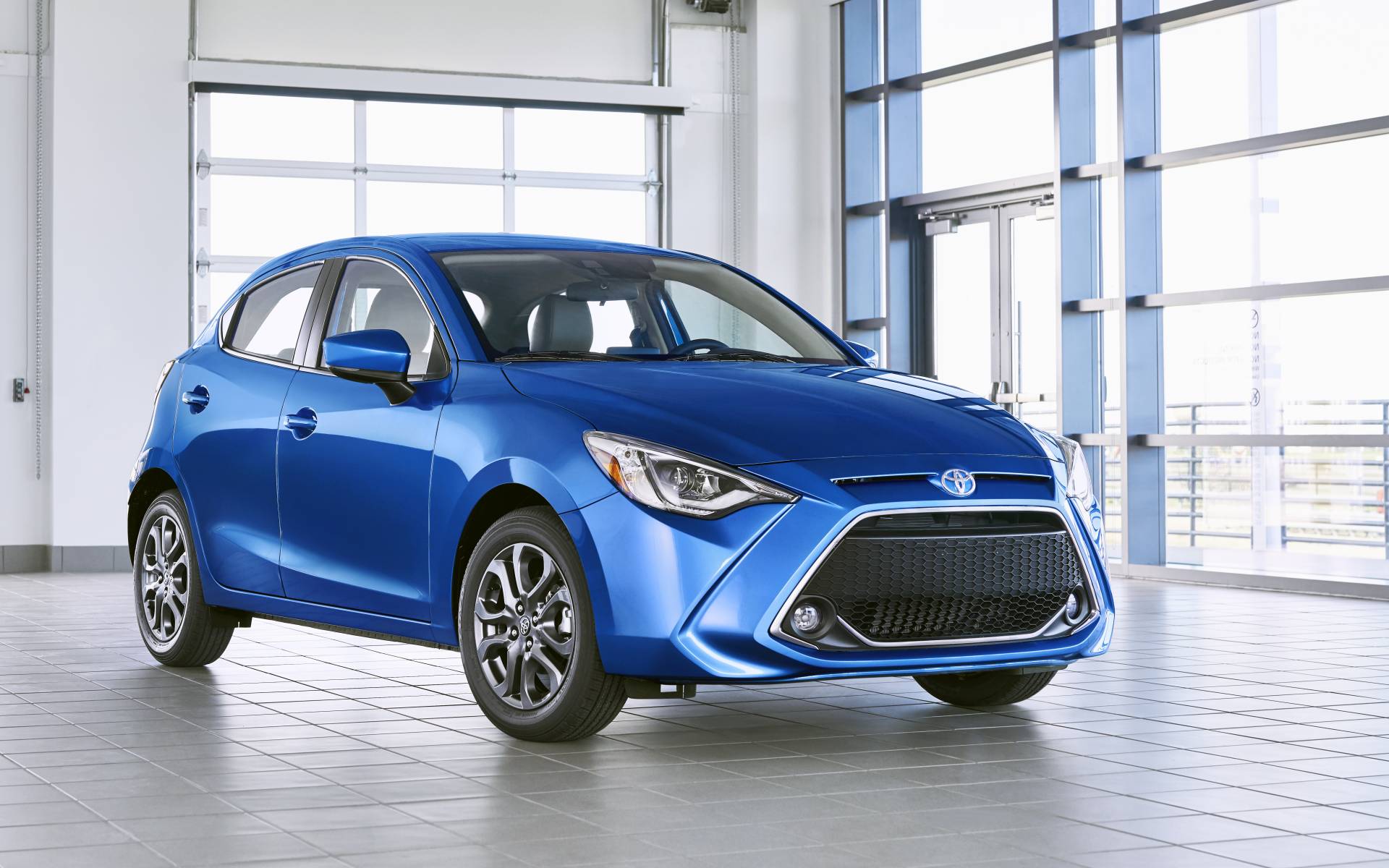 Spécifications Toyota Yaris XLE hatchback 2020 - Guide Auto